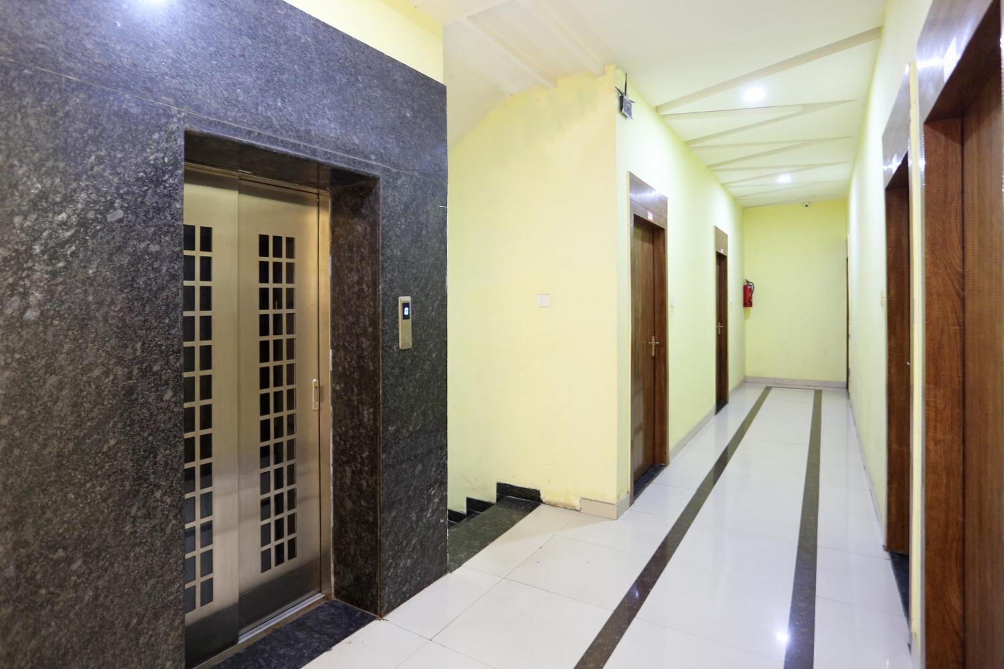 Collection O Hotel Pearl Rāipur 外观 照片